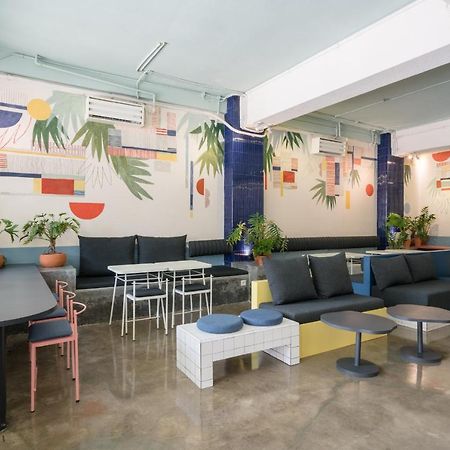 Ostello Temmu Co-Living Bandung Esterno foto