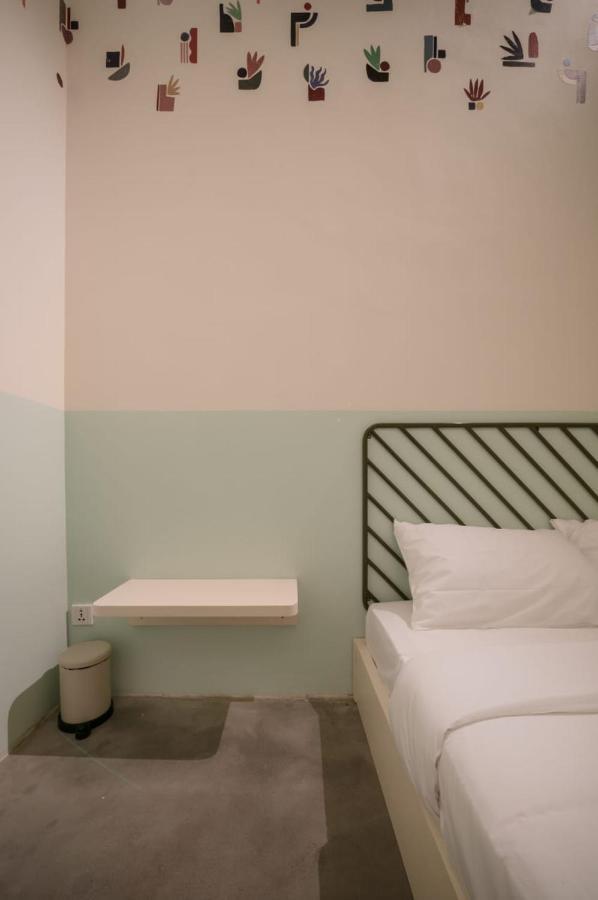 Ostello Temmu Co-Living Bandung Esterno foto